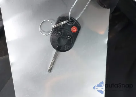 2017 Ford Focus Se z USA, uszkodzony, nr VIN 1FADP3F27HL229332